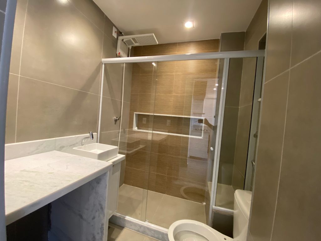 Imagens do imóveis Apartamento Moderno Totalmente Reformado e Mobiliado-Bairro de Fátima Centro RJ