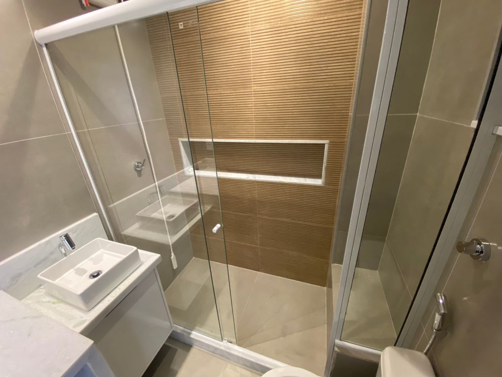 Imagens do imóveis Apartamento Moderno Totalmente Reformado e Mobiliado-Bairro de Fátima Centro RJ