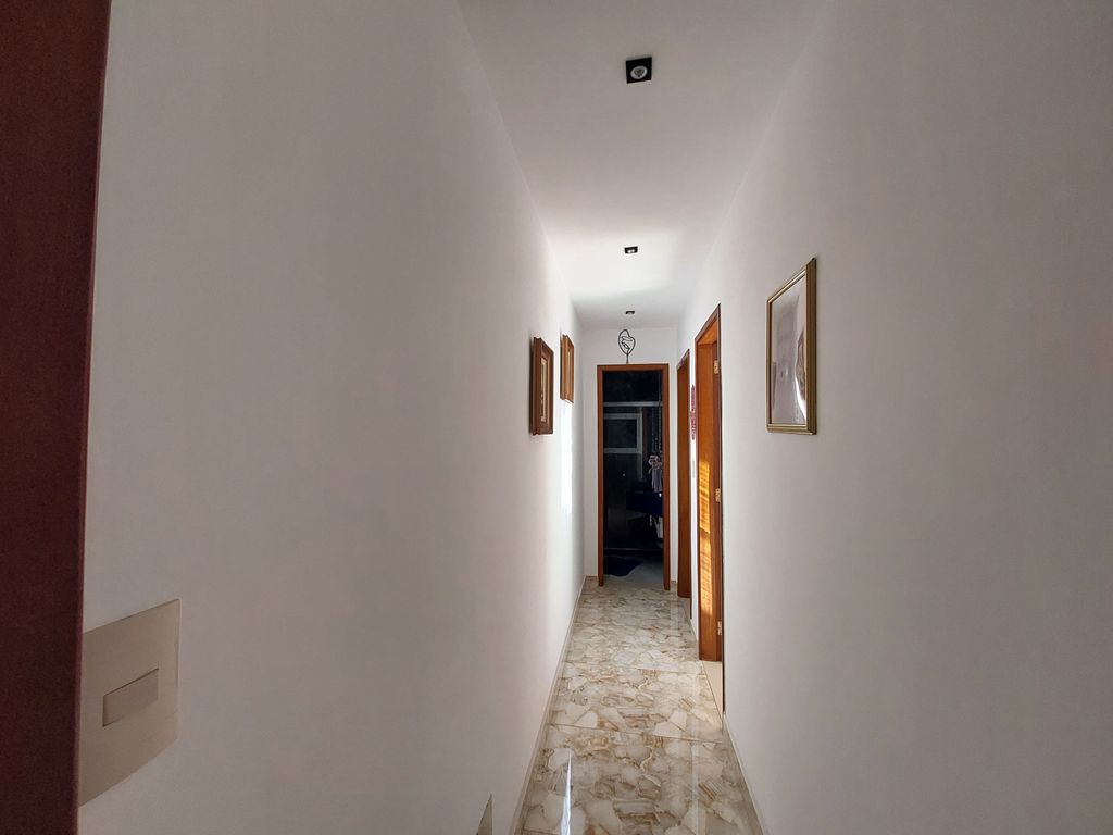 Imagens do imóveis Apartamento Dois Quartos No Centro
