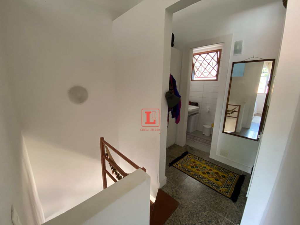 Imagens do imóveis Amplo Apartamento Duplex de 2 Quartos com Varanda e Infraestrutura Santa Teresa