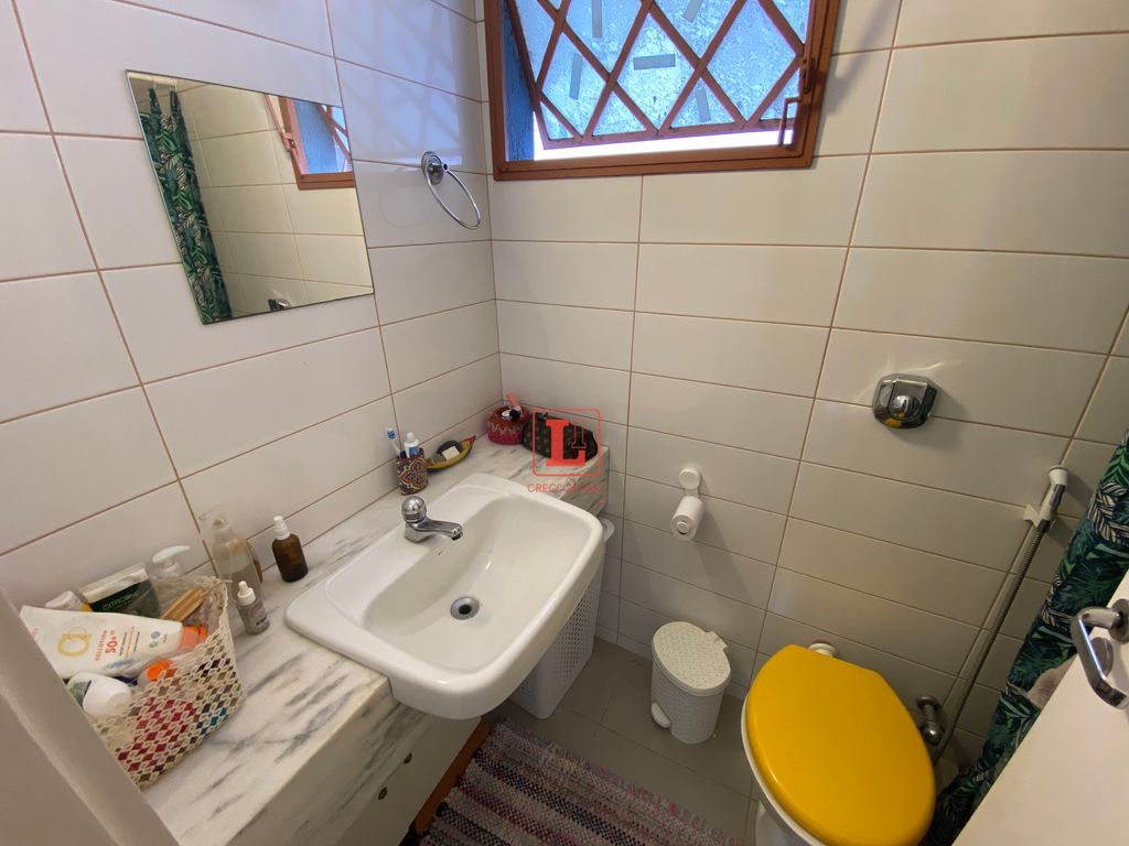 Imagens do imóveis Amplo Apartamento Duplex de 2 Quartos com Varanda e Infraestrutura Santa Teresa