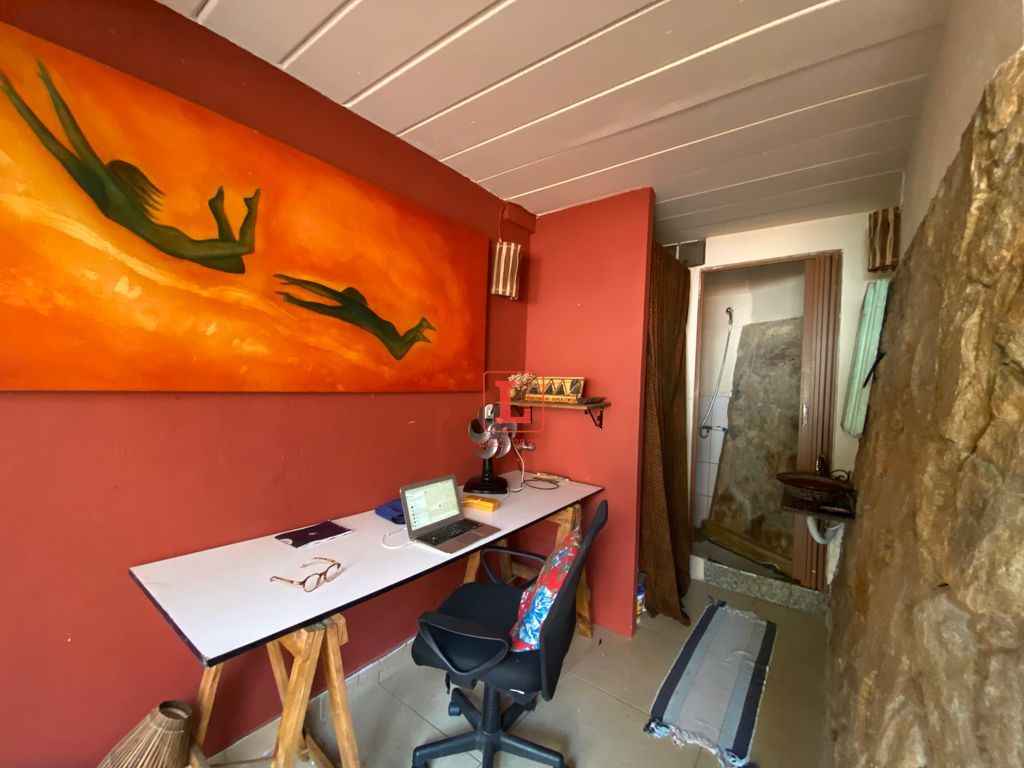 Imagens do imóveis Amplo Apartamento Duplex de 2 Quartos com Varanda e Infraestrutura Santa Teresa