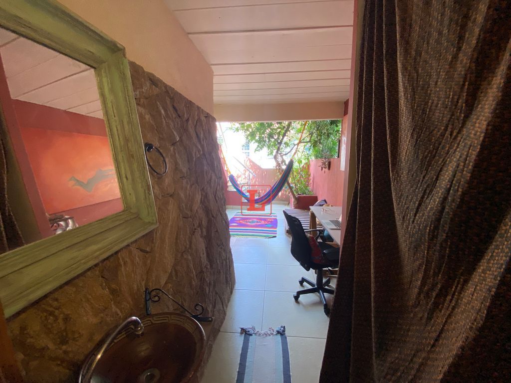 Imagens do imóveis Amplo Apartamento Duplex de 2 Quartos com Varanda e Infraestrutura Santa Teresa