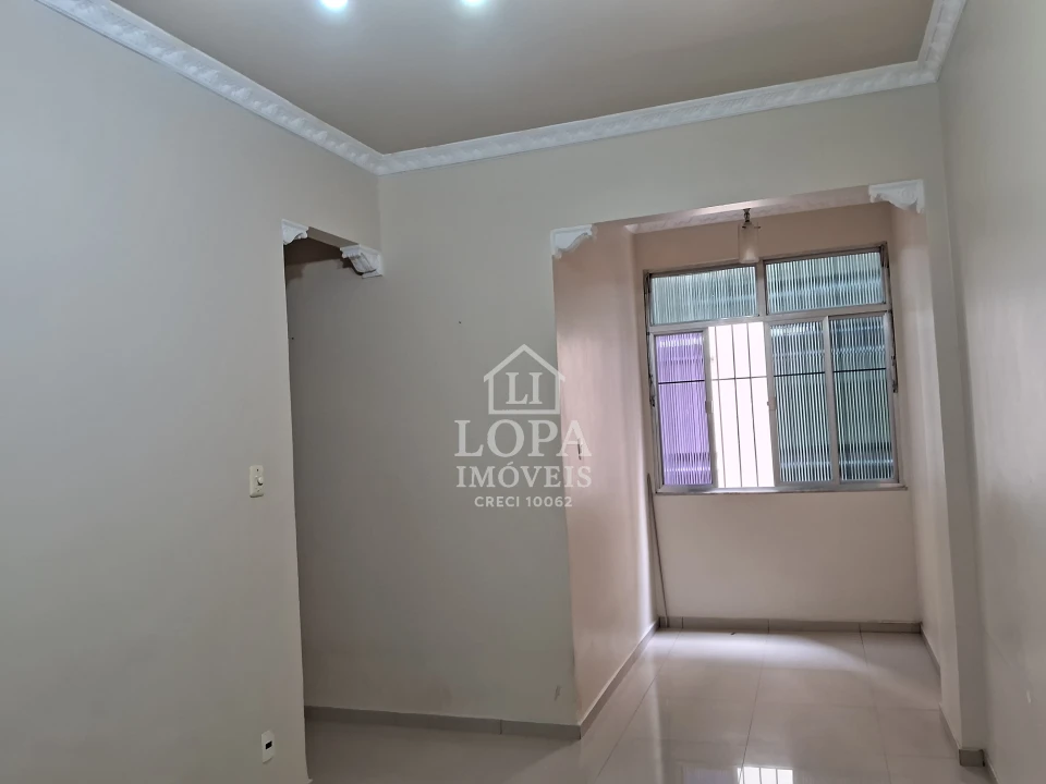 Imagens do imóveis Apartmapartamento Sala Dois Quartos No Bairro de Fatima Rj