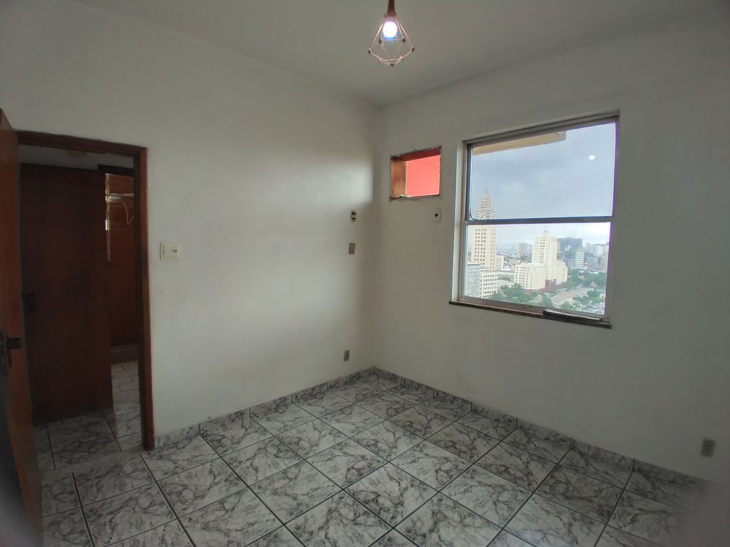 Imagens do imóveis Apartamento à Venda com 2 quartos, 1 banheiro e 70m² por R$ 350.000