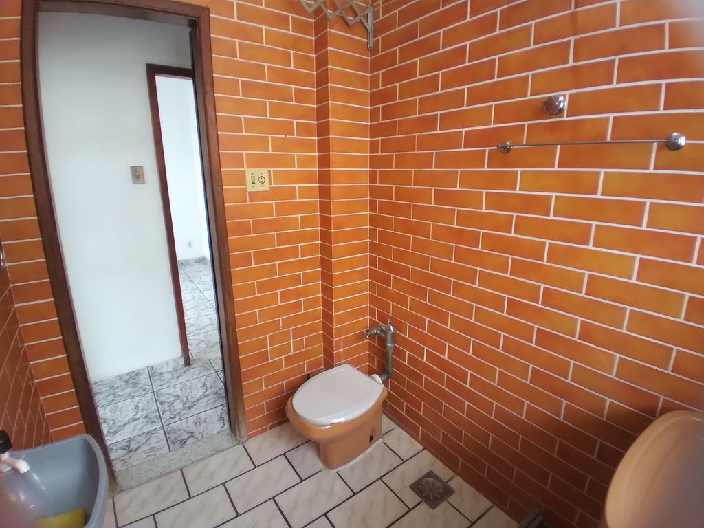 Imagens do imóveis Apartamento à Venda com 2 quartos, 1 banheiro e 70m² por R$ 350.000