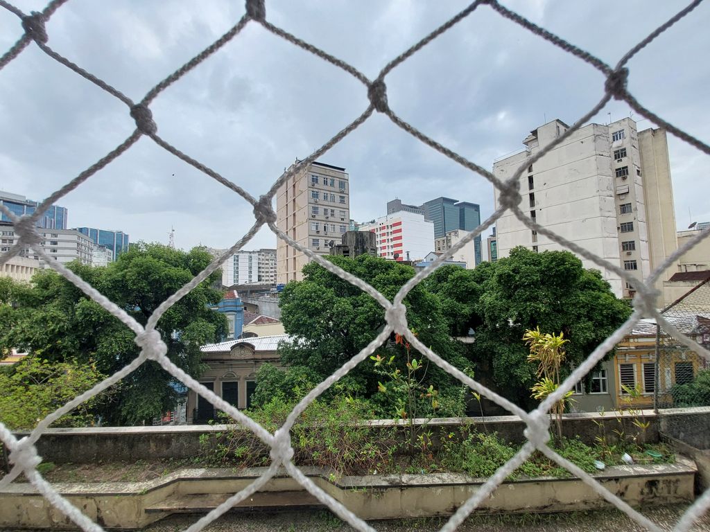 Imagens do imóveis Apartamento Dois Quartos No Centro  com garagem