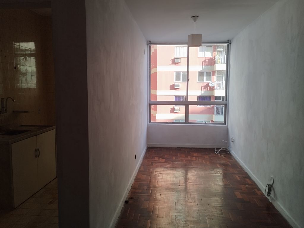 Imagens do imóveis Apartamento de Sala um quarto área e garagem para venda no centro Rio de Janeiro