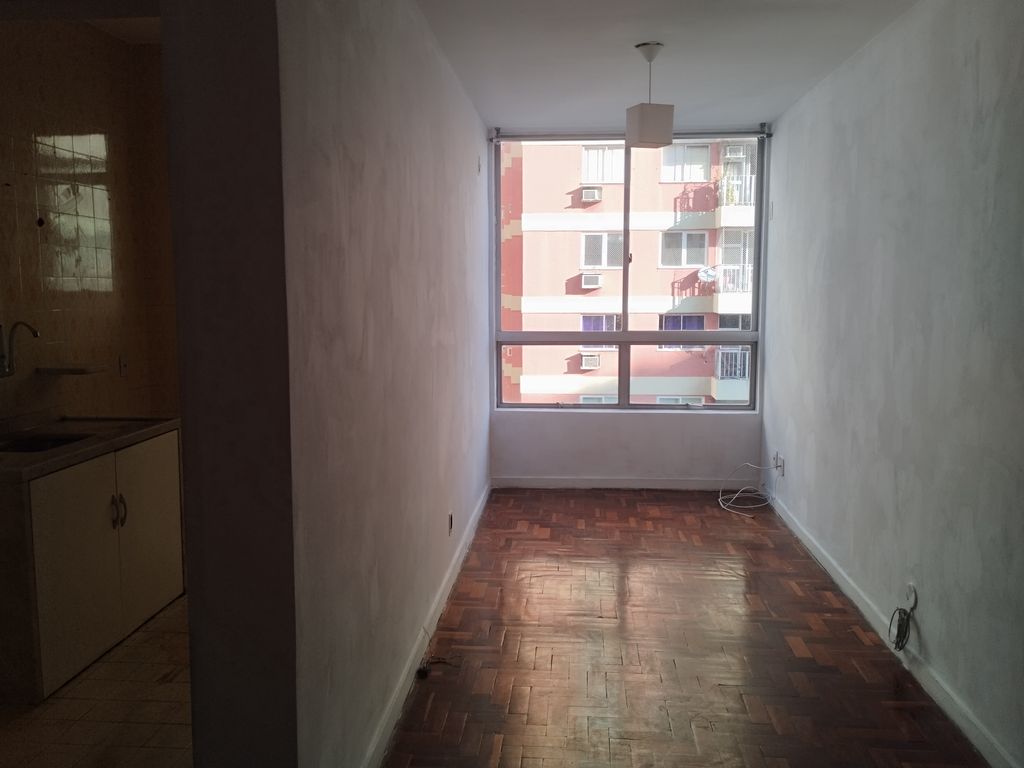 Imagens do imóveis Apartamento de Sala um quarto área e garagem para venda no centro Rio de Janeiro