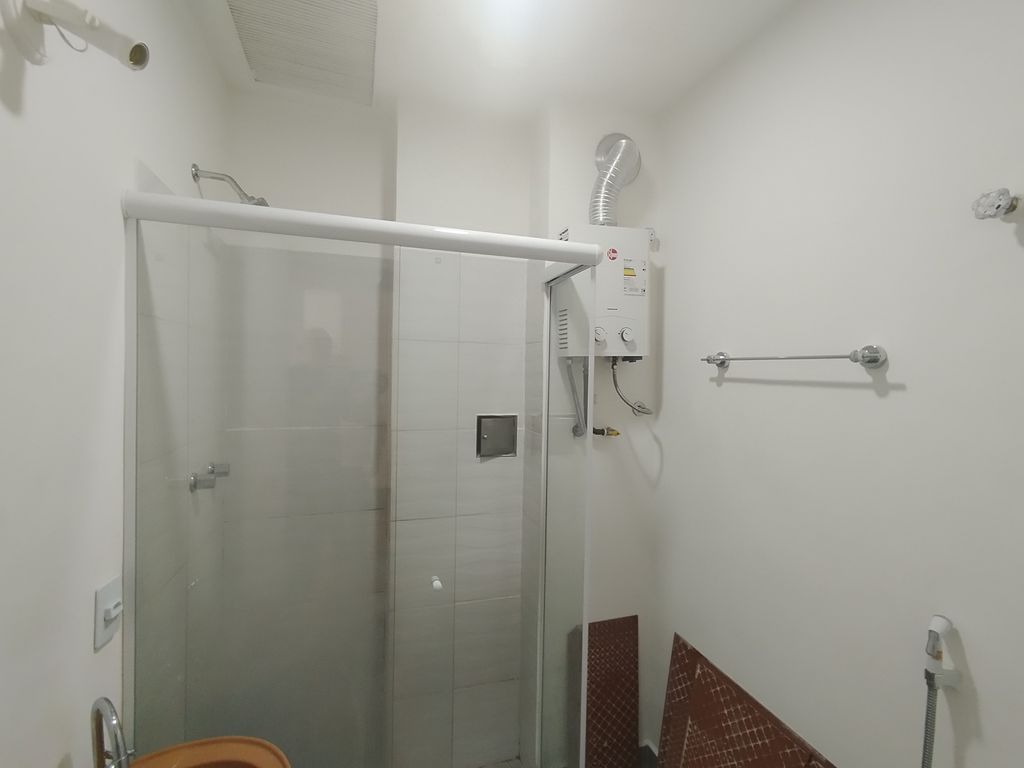 Imagens do imóveis Apartamento de Sala um quarto área e garagem para venda no centro Rio de Janeiro