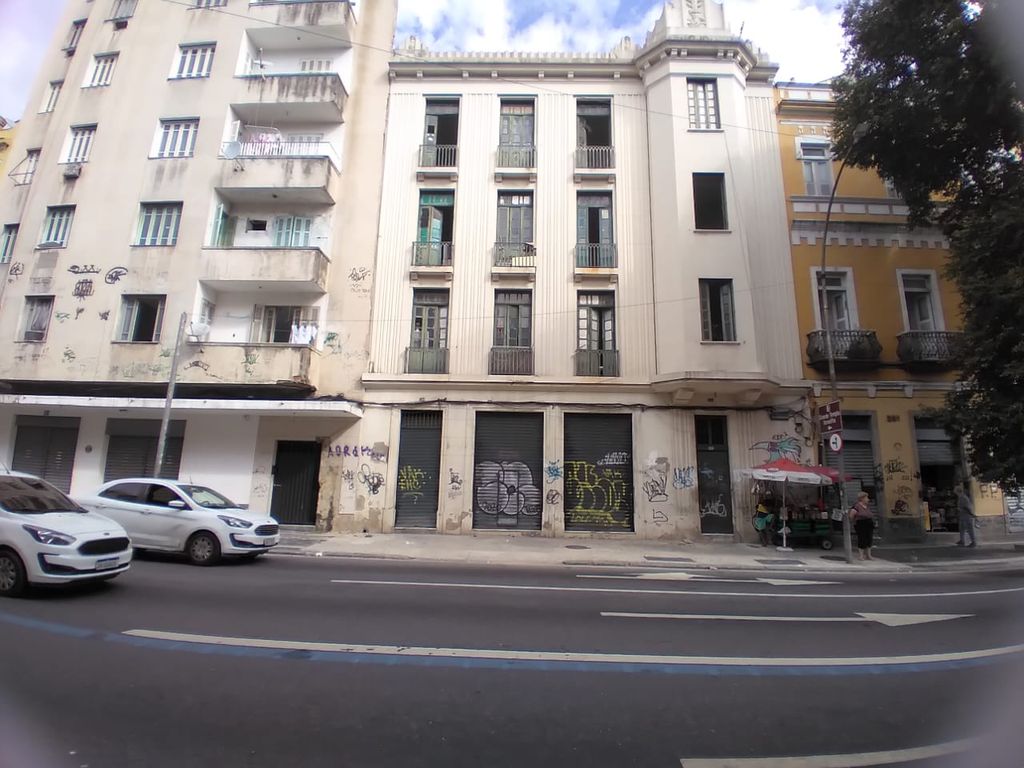 Imagens do imóveis Prédio com vários conjugados no centro do Rio para venda e localização excelente