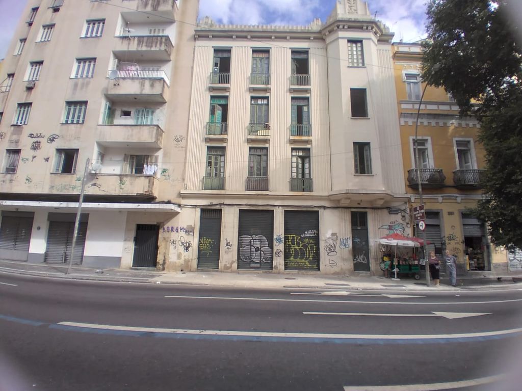 Imagens do imóveis Prédio com vários conjugados no centro do Rio para venda e localização excelente