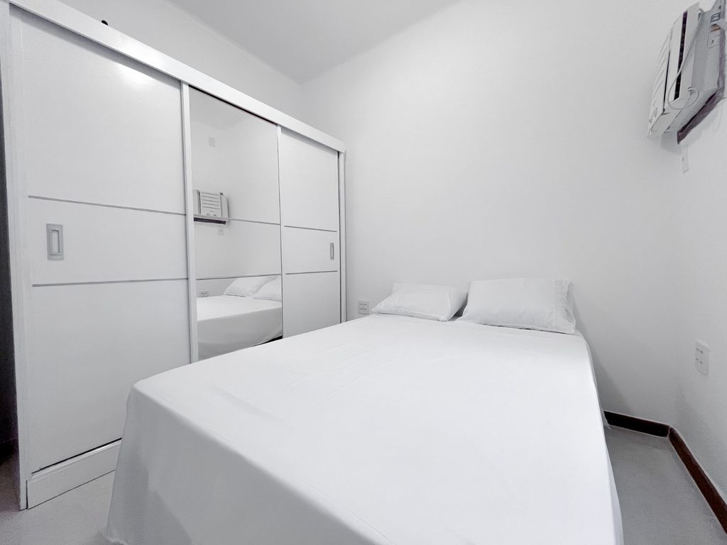 Imagens do imóveis Apartamento Moderno e Reformado com Área Externa Incrível na Rua Riachuelo RJ