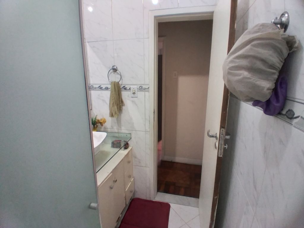 Imagens do imóveis Apartamento à Venda com 2 quartos, 1 banheiro e 71m² por R$ 400.000