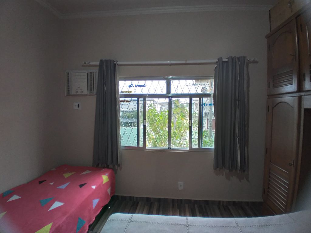 Imagens do imóveis Casa com 3 quartos, garagem com espaço para 3 carros e churrasqueira 100 m²