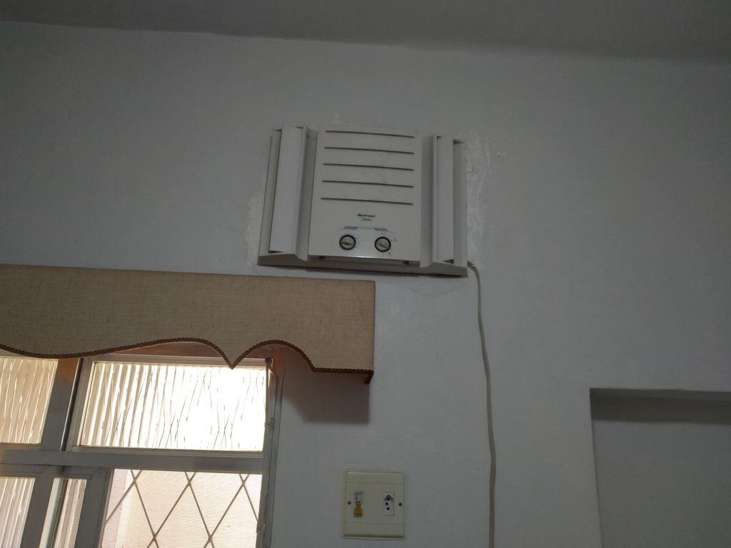 Imagens do imóveis Casa com 3 quartos, garagem com espaço para 3 carros e churrasqueira 100 m²