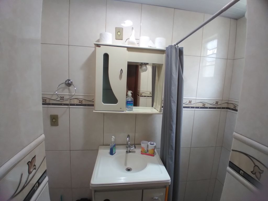 Imagens do imóveis Casa com 3 quartos, garagem com espaço para 3 carros e churrasqueira 100 m²