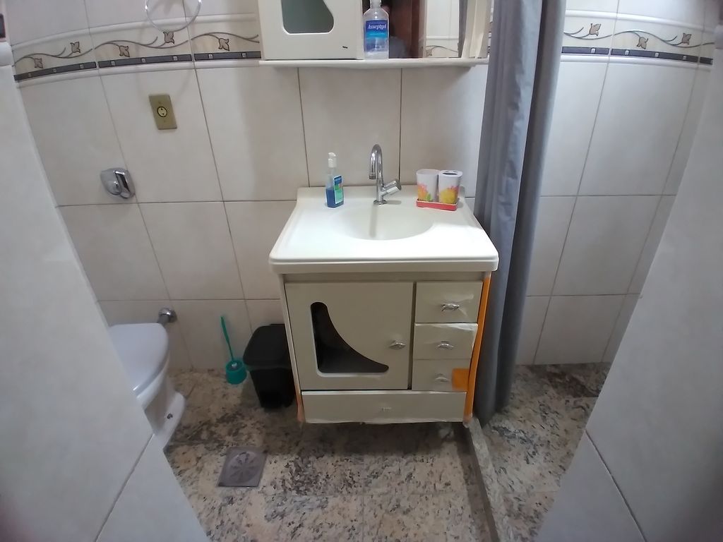 Imagens do imóveis Casa com 3 quartos, garagem com espaço para 3 carros e churrasqueira 100 m²