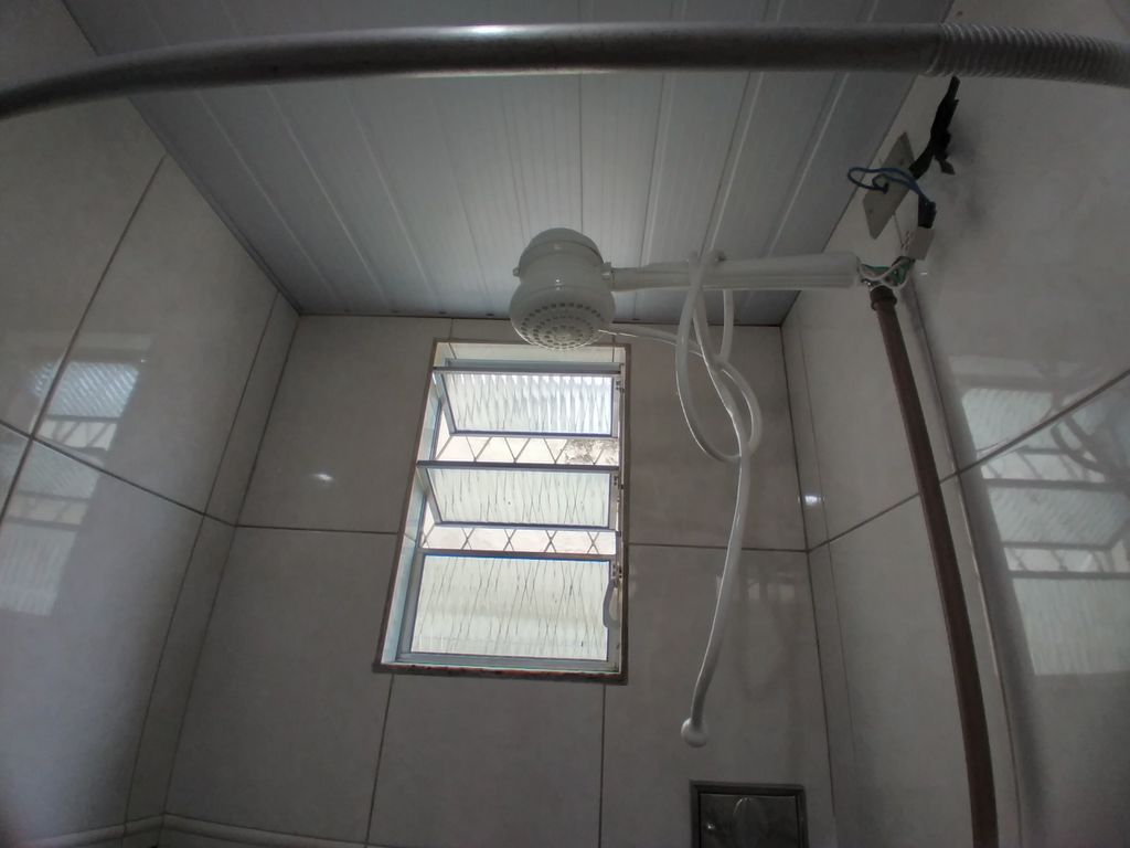 Imagens do imóveis Casa com 3 quartos, garagem com espaço para 3 carros e churrasqueira 100 m²