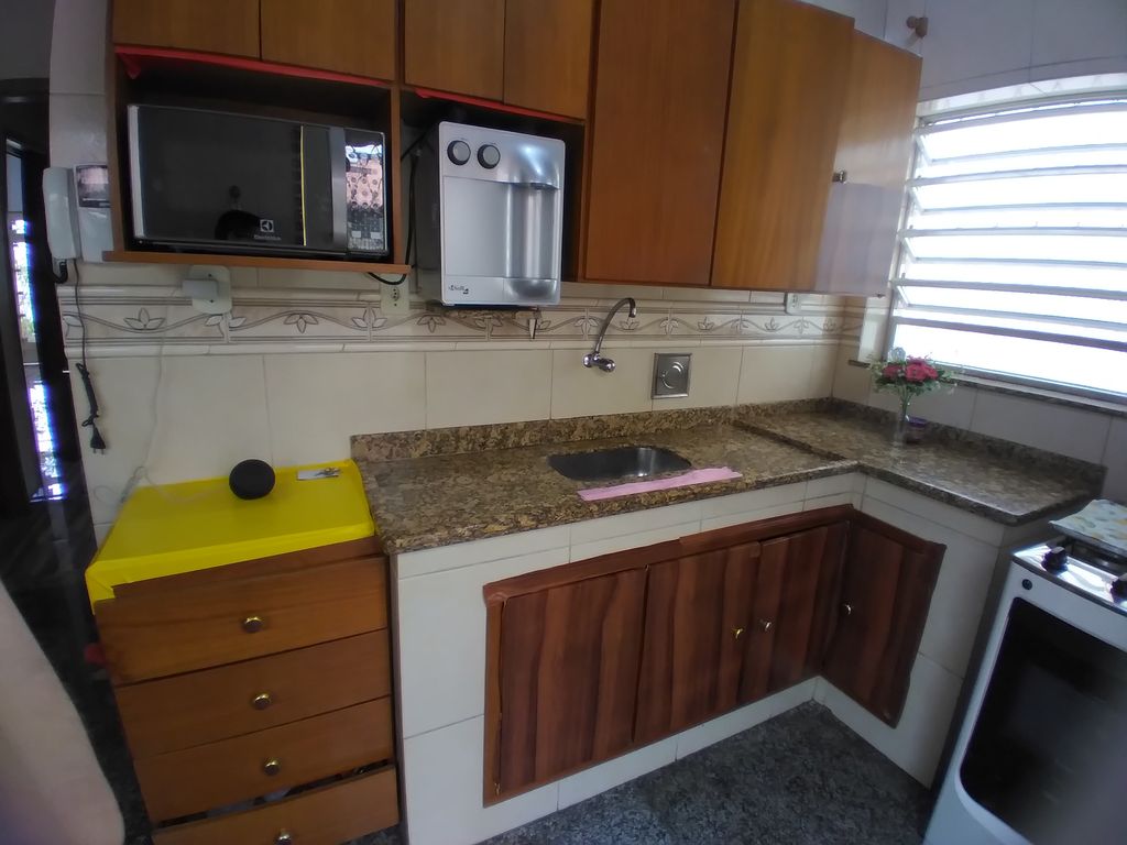 Imagens do imóveis Casa com 3 quartos, garagem com espaço para 3 carros e churrasqueira 100 m²