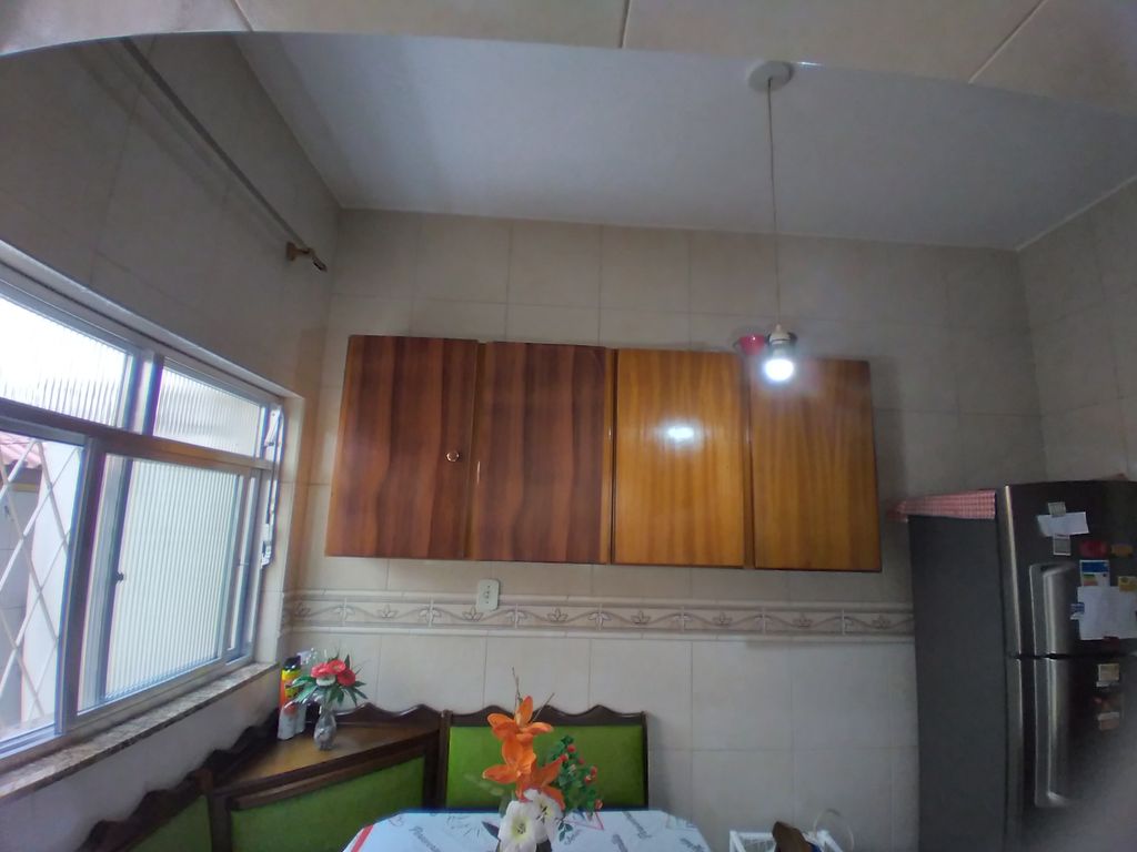 Imagens do imóveis Casa com 3 quartos, garagem com espaço para 3 carros e churrasqueira 100 m²