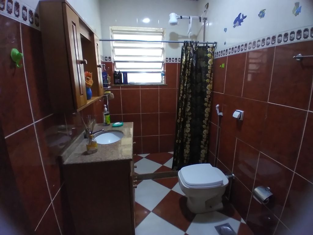 Imagens do imóveis Casa com 3 quartos, garagem com espaço para 3 carros e churrasqueira 100 m²