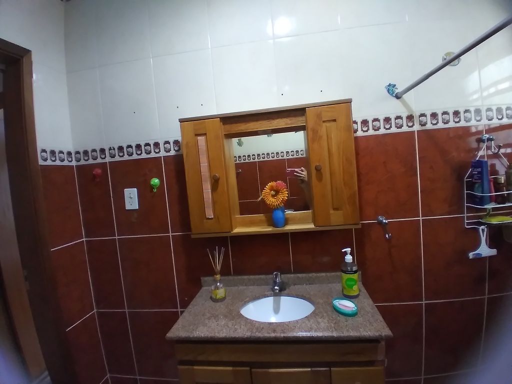Imagens do imóveis Casa com 3 quartos, garagem com espaço para 3 carros e churrasqueira 100 m²