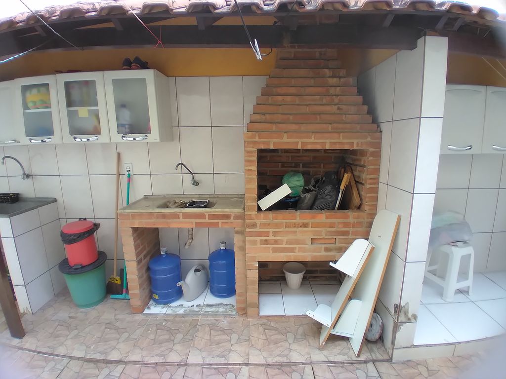 Imagens do imóveis Casa com 3 quartos, garagem com espaço para 3 carros e churrasqueira 100 m²
