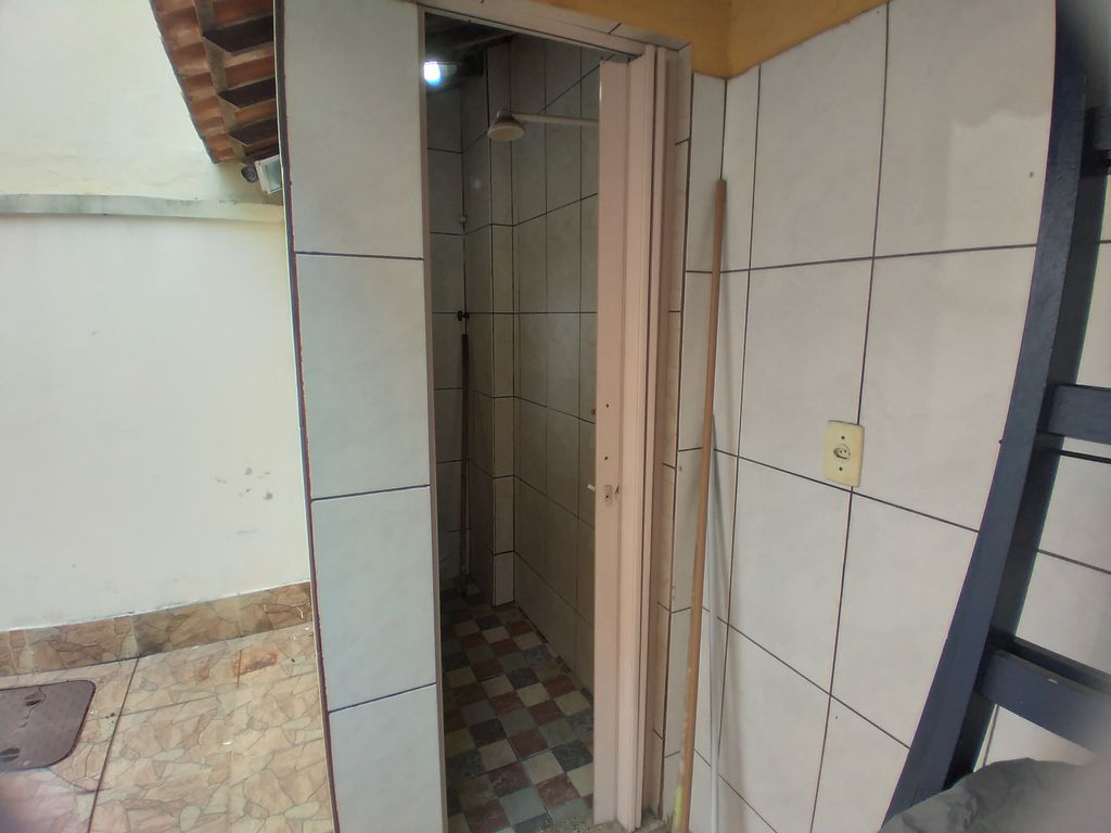 Imagens do imóveis Casa com 3 quartos, garagem com espaço para 3 carros e churrasqueira 100 m²