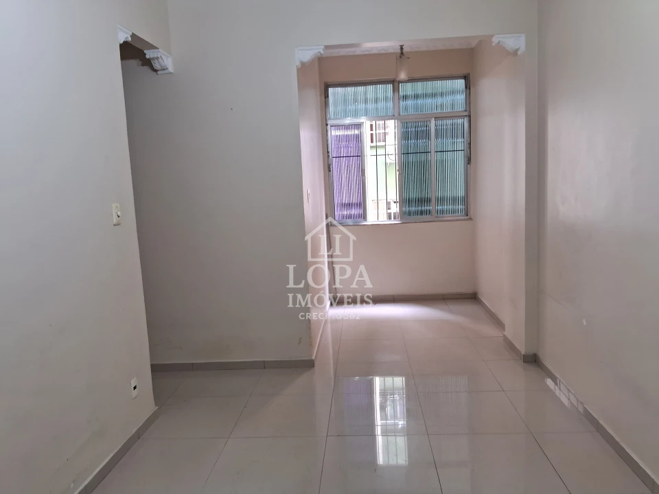 Imagens do imóveis Apartmapartamento Sala Dois Quartos No Bairro de Fatima Rj