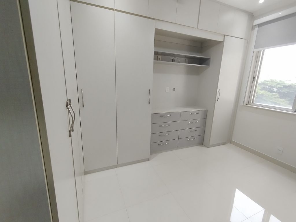 Imagens do imóveis Apartamento de dois quartos, sala cozinha, Copacabana para venda Rio de Janeiro