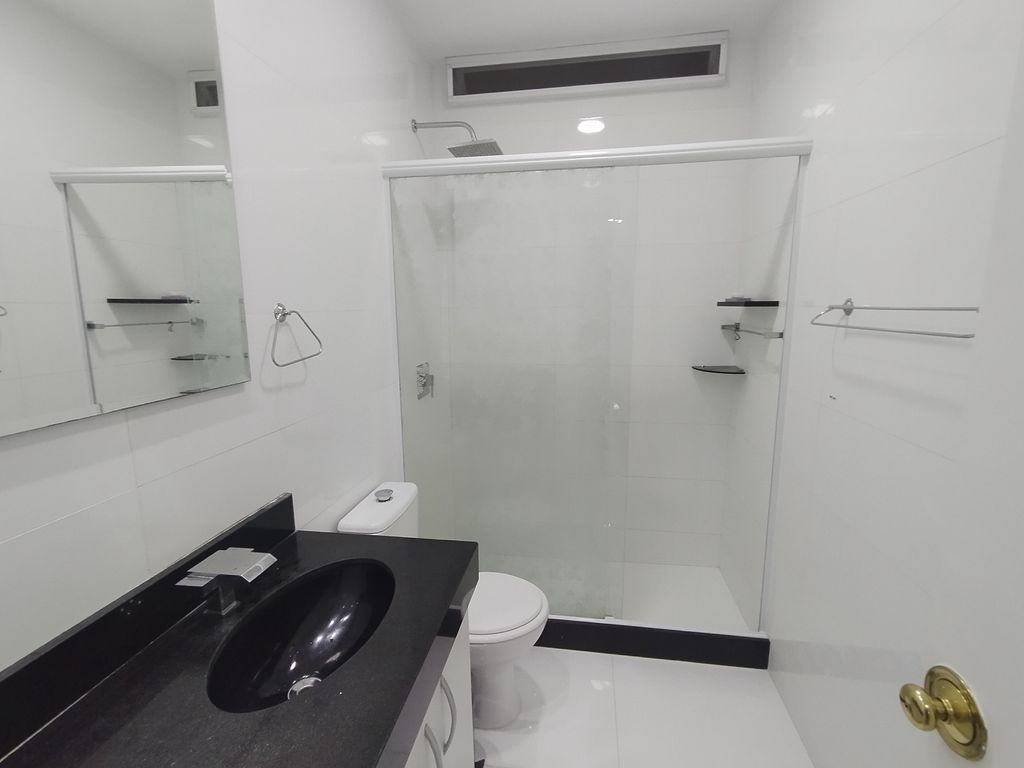 Imagens do imóveis Apartamento de dois quartos, sala cozinha, Copacabana para venda Rio de Janeiro