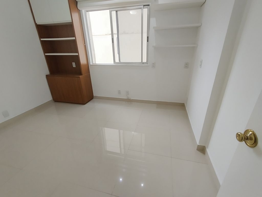 Imagens do imóveis Apartamento de dois quartos, sala cozinha, Copacabana para venda Rio de Janeiro