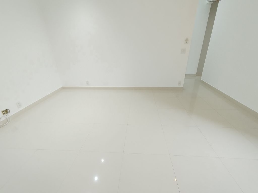 Imagens do imóveis Apartamento de dois quartos, sala cozinha, Copacabana para venda Rio de Janeiro