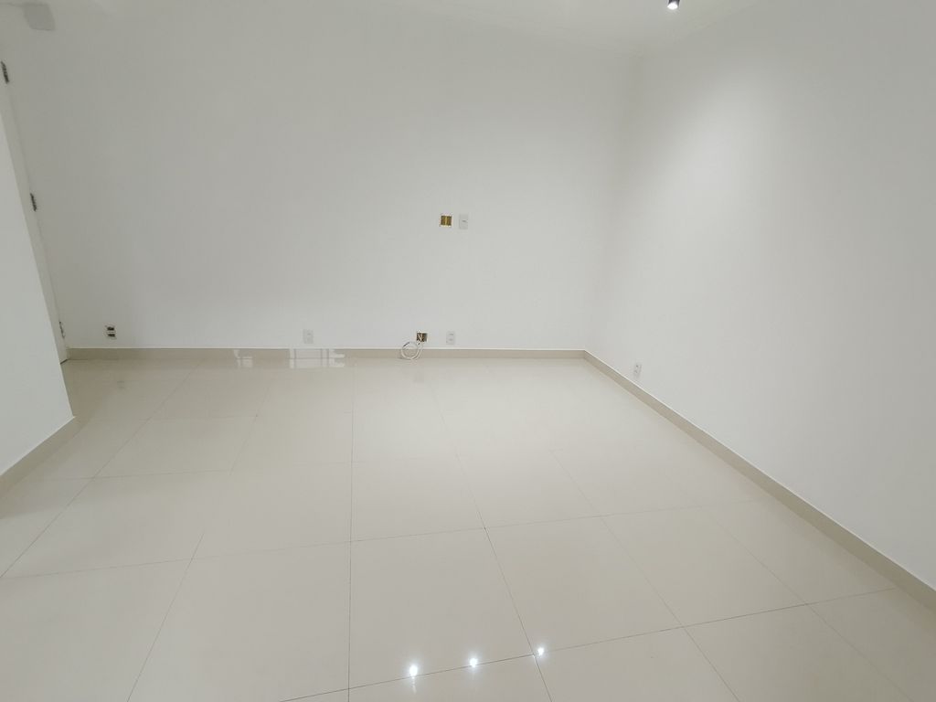 Imagens do imóveis Apartamento de dois quartos, sala cozinha, Copacabana para venda Rio de Janeiro