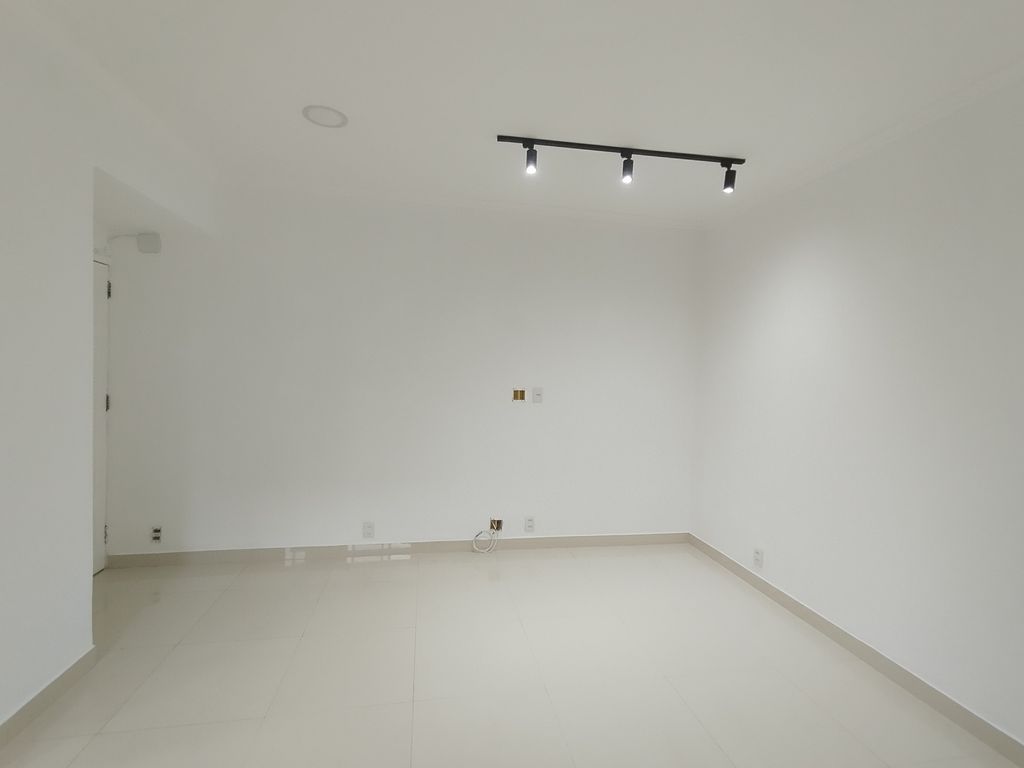 Imagens do imóveis Apartamento de dois quartos, sala cozinha, Copacabana para venda Rio de Janeiro