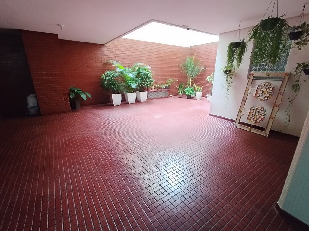Imagens do imóveis Apartamento de dois quartos, sala cozinha, Copacabana para venda Rio de Janeiro