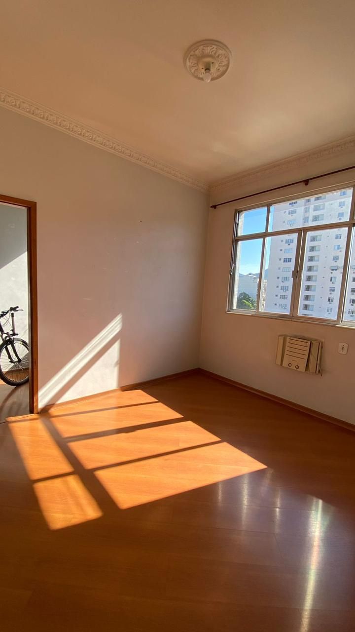 Imagens do imóveis Apartamento à Venda com 2 quartos, 1 banheiro e 65m² por R$ 280.000