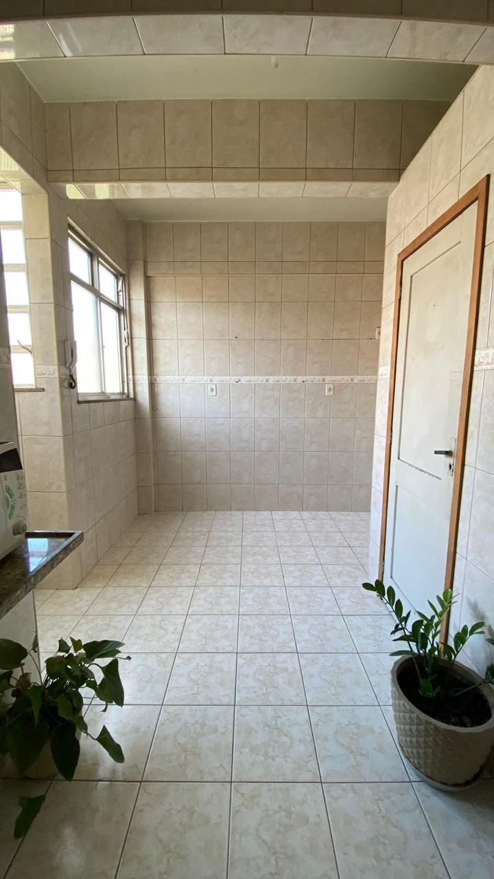 Imagens do imóveis Apartamento à Venda com 2 quartos, 1 banheiro e 65m² por R$ 280.000