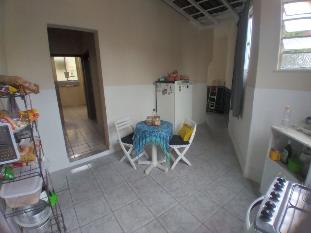 Imagens do imóveis Casa à Venda com 4 quartos, 2 banheiros 140m² por R$ 400.000
