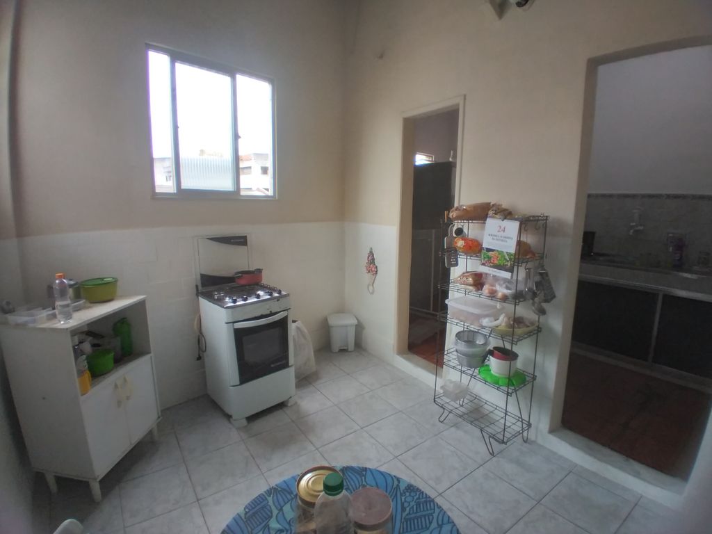 Imagens do imóveis Casa à Venda com 4 quartos, 2 banheiros 140m² por R$ 400.000