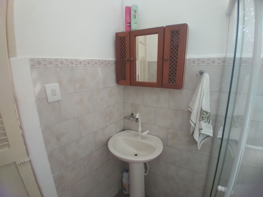 Imagens do imóveis Casa à Venda com 4 quartos, 2 banheiros 140m² por R$ 400.000