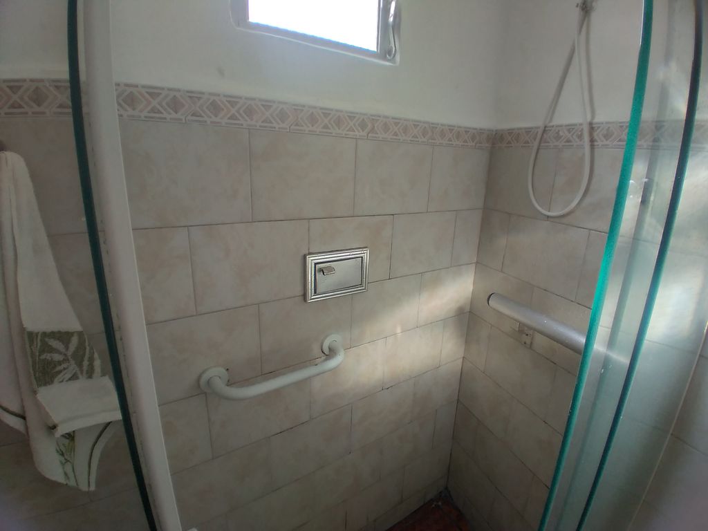 Imagens do imóveis Casa à Venda com 4 quartos, 2 banheiros 140m² por R$ 400.000