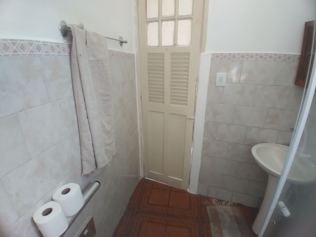 Imagens do imóveis Casa à Venda com 4 quartos, 2 banheiros 140m² por R$ 400.000