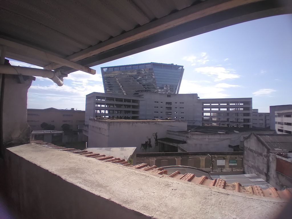 Imagens do imóveis Casa à Venda com 4 quartos, 2 banheiros 140m² por R$ 400.000