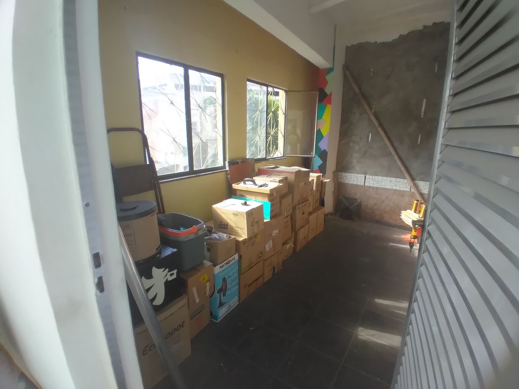 Imagens do imóveis Casa à Venda com 4 quartos, 2 banheiros 140m² por R$ 400.000