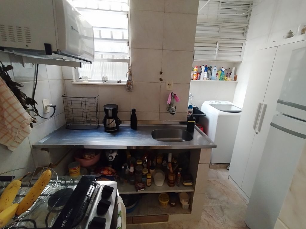 Imagens do imóveis Apartamento de Sala um quarto em Bairro de Fátima, centro a venda Rio de Janeiro