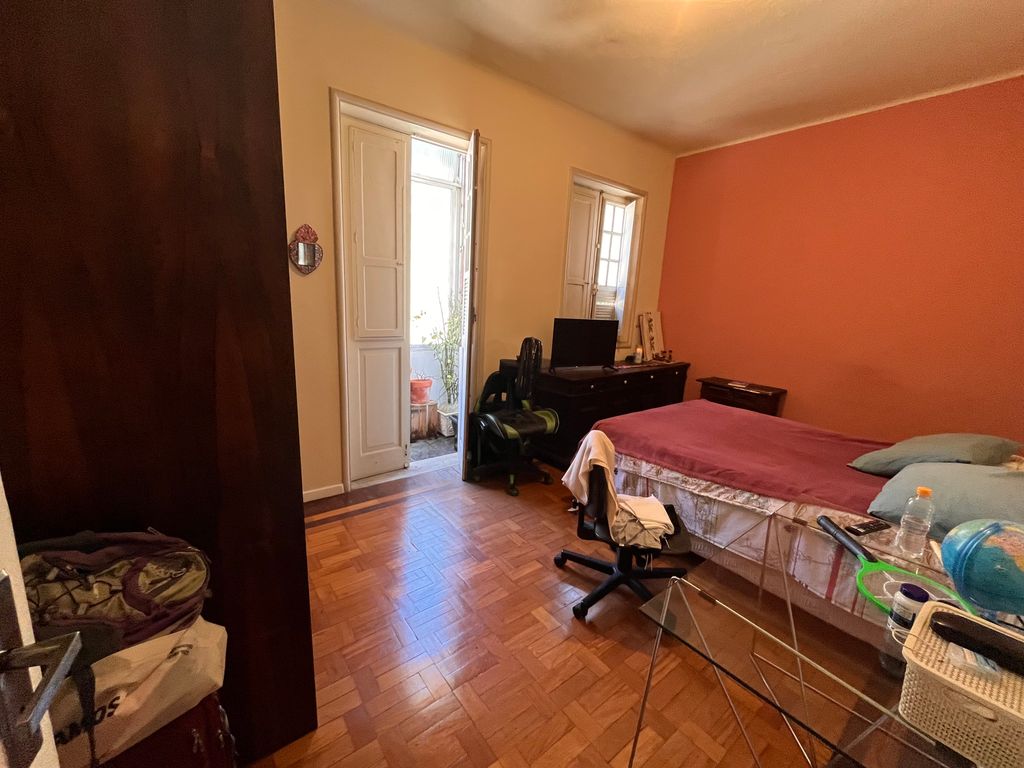 Imagens do imóveis Apartamento  2 quartos+varandinha com 76m² na Rua Monte Alegre Santa Teresa
