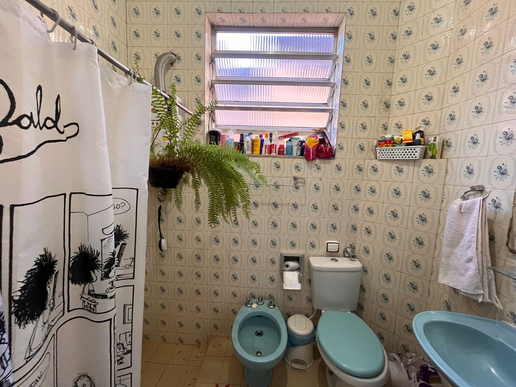 Imagens do imóveis Apartamento  2 quartos+varandinha com 76m² na Rua Monte Alegre Santa Teresa