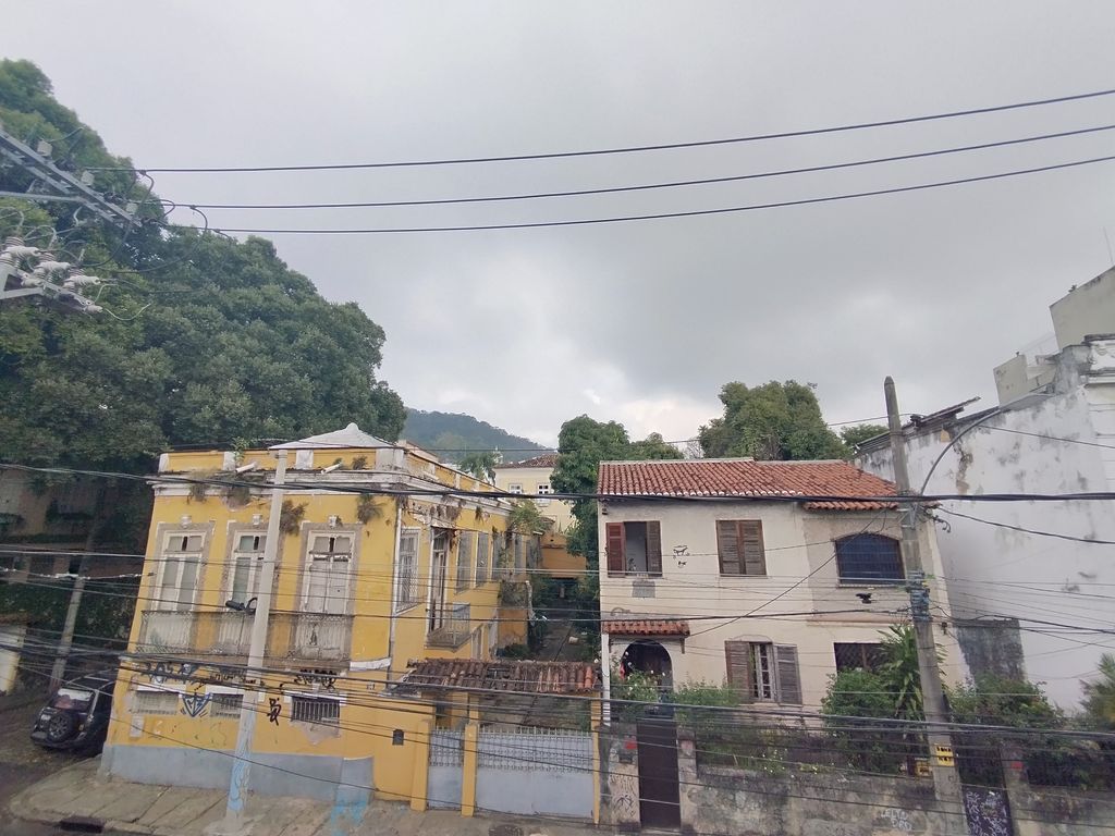 Imagens do imóveis Casa de Sala Três Quartos para venda em Santa Teresa Rio de Janeiro